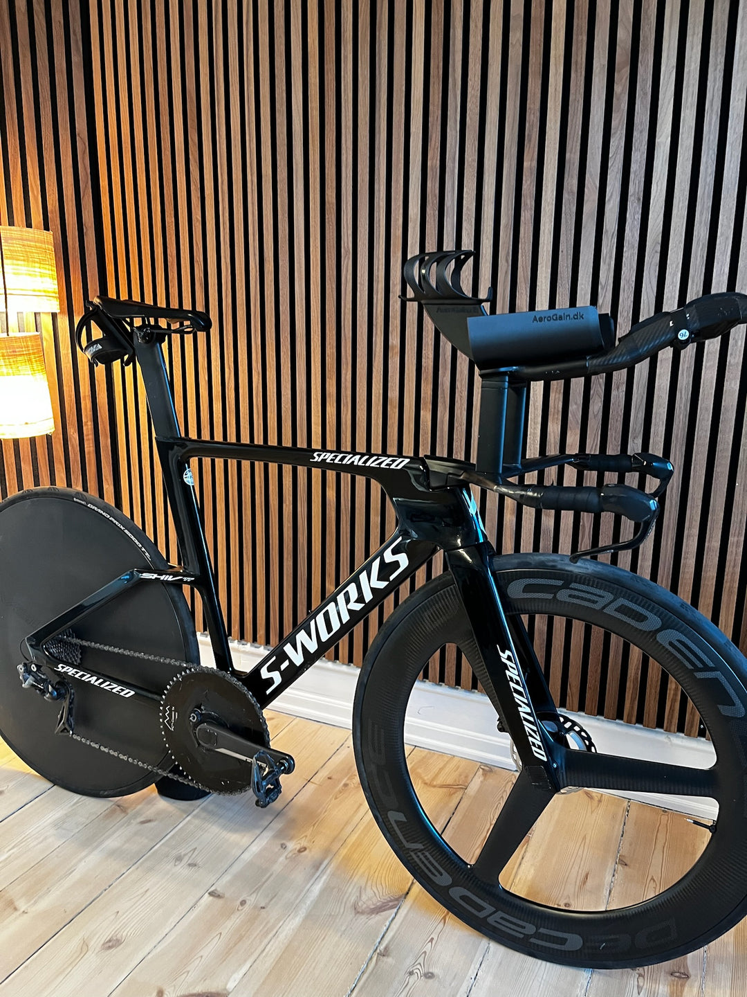 AeroGain BTA system with High-sided armrests